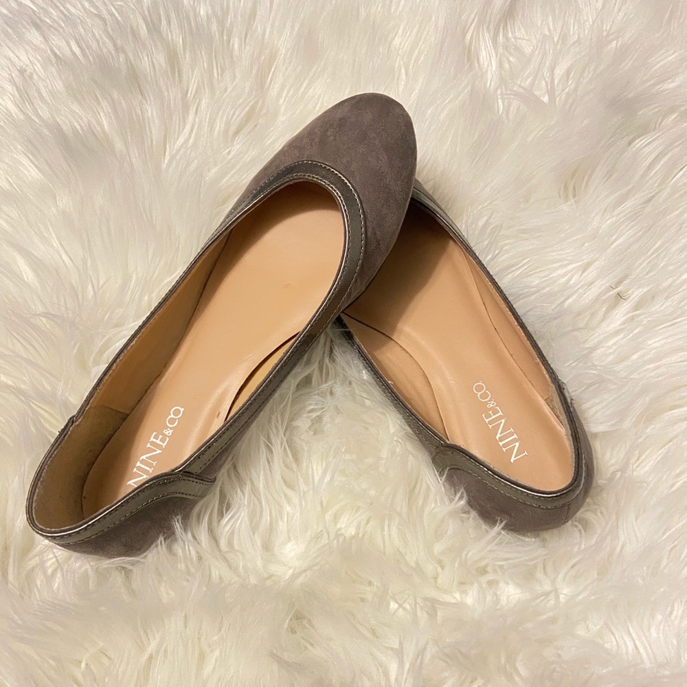 NINE & co. 7 1/2 Suede flat